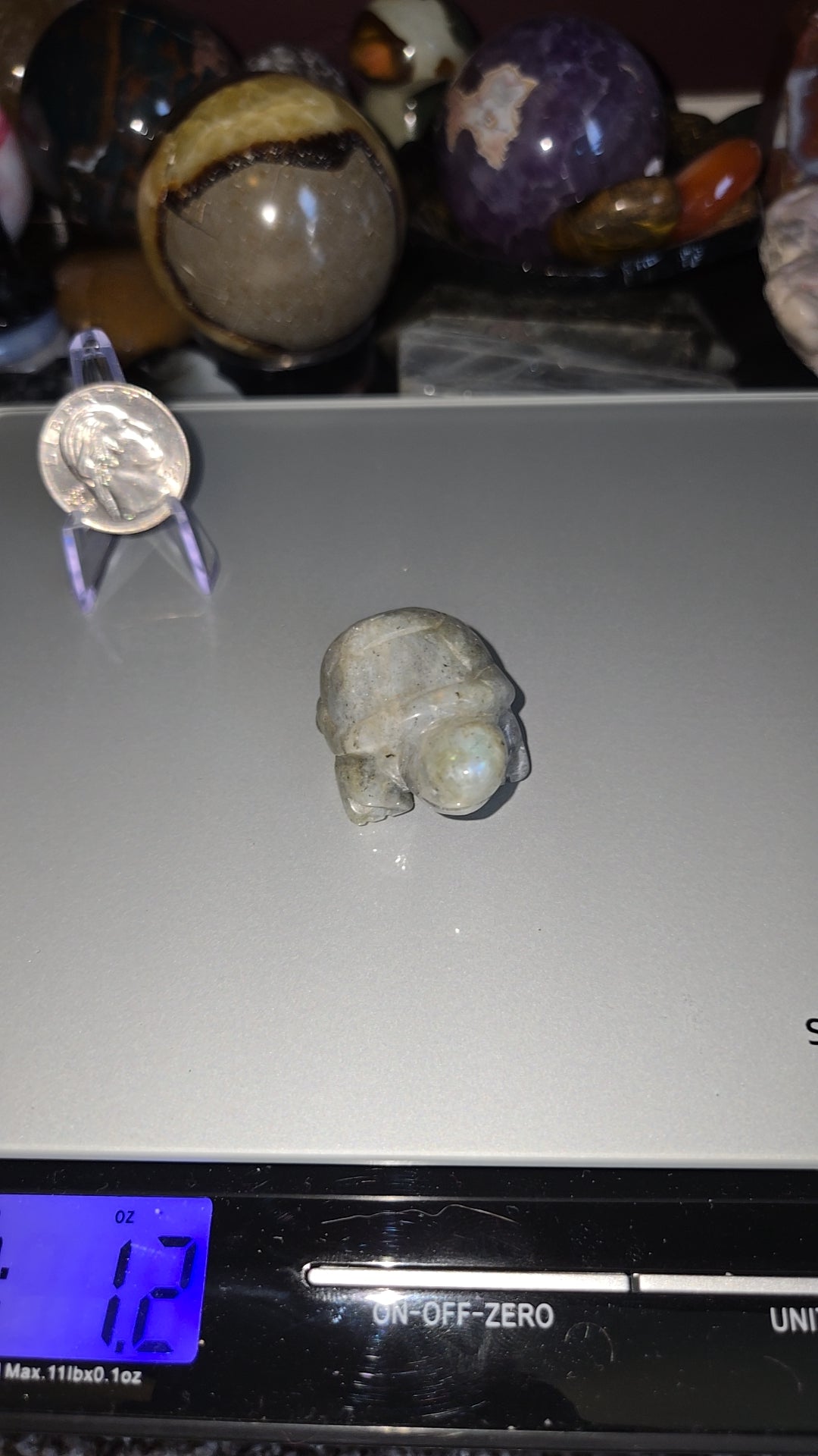 HQ Labradorite turtle carving