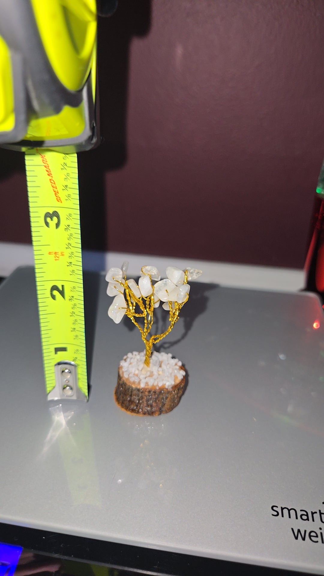 Tiny quartz chip tree
