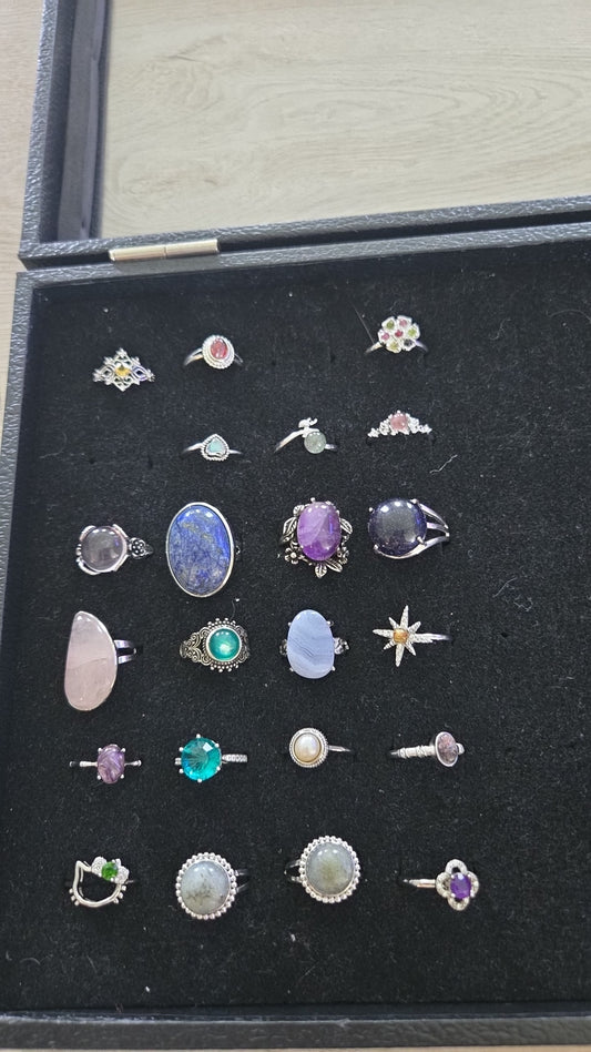 (Unsure of stone) Adjustable ring w deer