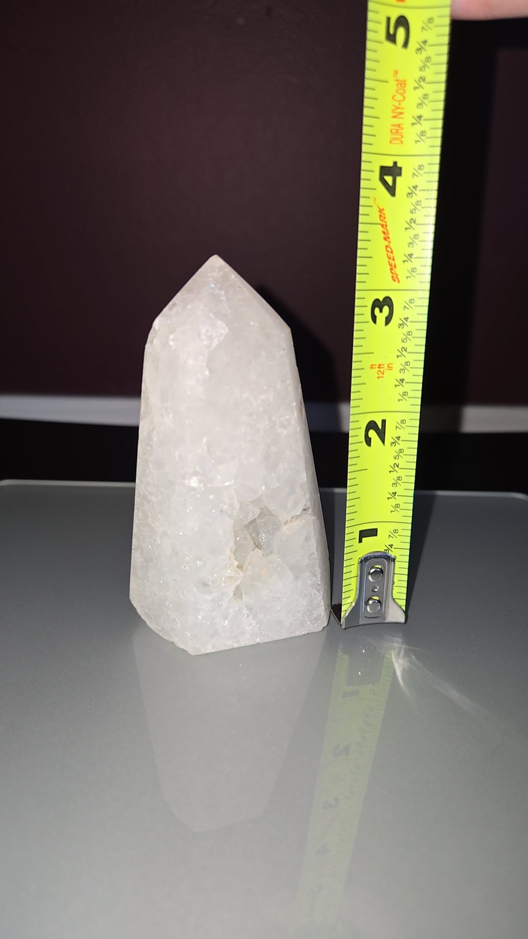 Quartz/flower agate tower