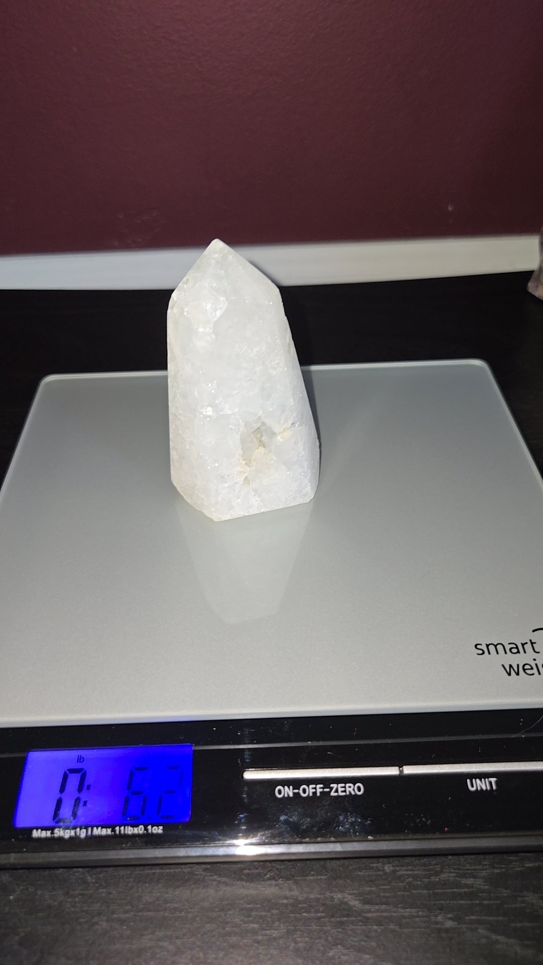 Quartz/flower agate tower